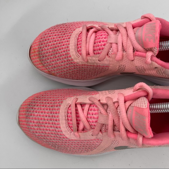 🥾 Nike Girls Revolution 4 Pink Running Shoes - Size 5 Y | Women’s Size 6.5 - Picture 5 of 13